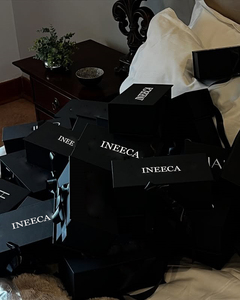 Scatola parrucca personalizzata all'interno di raso borsa con coulisse custodia con logo in cartone stampato da donna con fermaglio per capelli pettine in pizzo - Product Image 5