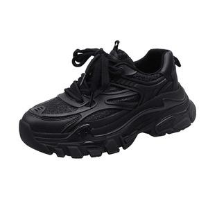 Zapatillas <span class=keywords><strong>deportivas</strong></span> de plataforma con suela gruesa y malla hueca para <span class=keywords><strong>mujer</strong></span>, OEM ODM, ligeras, cómodas, transpirables, antideslizantes, con cordones, personalizables - Product Image 1