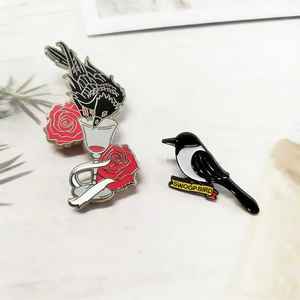 Broche de águila personalizado de China, insignia para traje, broche de solapa de metal esmaltado con diseño de animal, artesanía en metal - Product Image 5