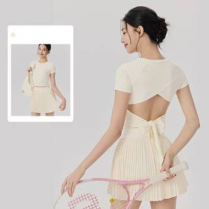 Ensemble jupe de tennis rembourrée avec logo personnalisé, haut court à dos échancré et jupe, séchage rapide, pour le golf et le paddle, haute qualité, avec poches, jupe plissée - Product Image 3