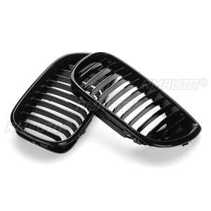 Par de Rejillas Delanteras para Coche, Rejillas de Carreras en Negro Brillante para BMW Serie 3 E46 4 Puertas 318i 320i 325Xi 330Xi 2002 2003 2004 2005 - Product Image 3
