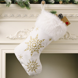 Hot Selling Christmas Decoration Creative New Velvet Snowflake Christmas <b>Socks</b> <b>Gift</b> <b>Socks</b> - Product Image 2