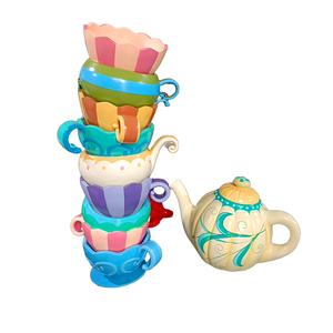 Statua di Coniglio e Regina per Scena di <span class=keywords><strong>Alice</strong></span> <span class=keywords><strong>nel</strong></span> <span class=keywords><strong>Paese</strong></span> delle <span class=keywords><strong>Meraviglie</strong></span>, Scultura in Stile Colorato e Sognante in Resina e Fibra di Vetro - Product Image 6