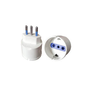 อะแดปเตอร์ปลั๊กไฟ 10A 2P + T 10A SOCKET - Product Image 1