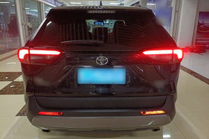 Toyota RAV4 Usata <span class=keywords><strong>Nera</strong></span> 2021 in Ottime Condizioni, Chilometraggio Ridotto, 2021-2025, Molti Veicoli Usati in Vendita, Riparati e Senza Incidenti - Product Image 5