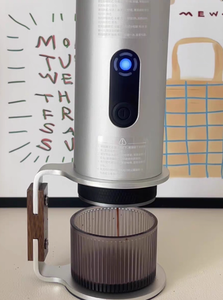 Molinillo de Café Automático Portátil Suang, Carga USB-C, Ajustes Regulables, Diseño Compacto, 15 Bares de Presión, 2 Tazas - Product Image 6