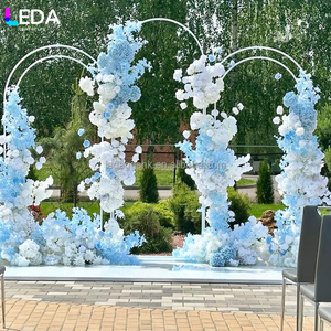 ซุ้มโค้งโลหะสีขาวแบบสามชิ้น LEDA สำหรับตกแต่งงานอีเว้นท์ ขนาดสั่งทำได้ พร้อมฉากหลังดอกไม้แขวนสำหรับงานแต่งงาน - Product Image 3