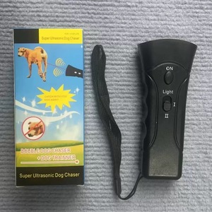 Dispositivo de Entrenamiento Remoto Portátil con Pilas Secas, Repelente Ultrasónico para Perros, Control de Ladridos, Amigable con los Perros - Product Image 6