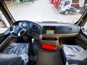 Camión de Vacío para Aguas Residuales de Carga Pesada, 3 Ejes, 10 Neumáticos, Howo 22000L, Sistema de Vacío Independiente de Alta Potencia para Transporte de Lodos a Granel - Product Image 6