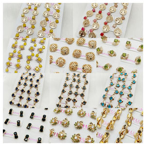 ต่างหูขายส่ง XUPING รุ่น Jingjing ประดับคริสตัลรูปหัวใจและดอกไม้หลากสีสัน แฟชั่นชุบทอง 14K ต่างหูแบบติดหูสำหรับผู้หญิง - Product Image 3