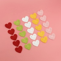 Patch à coudre en forme de cœur multicolore de 4,5 cm, imitation crochet fait main, pour vêtements, robes d'enfants, chapeaux, sacs, décoration de couture DIY