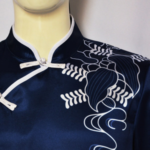 Costume d'anime complet Jujutsu Kaisen Gojo Satoru Cosplay Cheongsam bleu pour homme adulte avec cape - Product Image 4