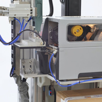 Machine à étiqueter le ruban d'étanchéité de carton et le coin latéral de la boîte d'oeufs Imprimante automatique Machine à étiqueter à surface plane de bouteille d'autocollant