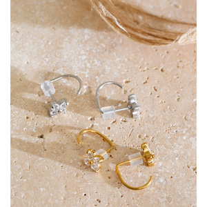 JINYOU 0014 Eleganti <span class=keywords><strong>Orecchini</strong></span> a Perno in Acciaio Inossidabile Placcato Oro PVD con Zirconia Cubica a Forma di Fiore, Mini Gioielli <span class=keywords><strong>per</strong></span> Donne - Product Image 3