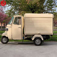 Chariot de bar extérieur Ape Food Truck Voiture de crème glacée à vendre Tricycle électrique 3 roues Tuk Tuk Food Truck électrique personnalisé
