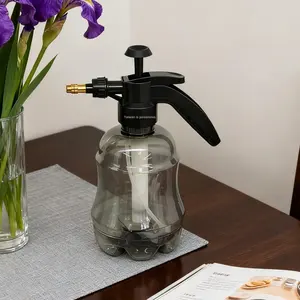 <span class=keywords><strong>Pulvérisateur</strong></span> à main haute pression à buse réglable 1,5 L en plastique PE pour l'arrosage des jardins - Product Image 2