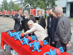 Hongwuhuan S82 코어 드릴링 리그 중국 브랜드 5m 깊이 터널 록 드릴 머신 새로운 조건 광산 용 핸드 록 드릴 - Product Image 3