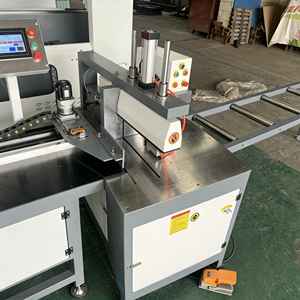 Scie à découper CNC à alimentation automatique Z-405 3000W 380V, machine à découper les profilés en aluminium, affichage numérique, positionnement haute précision - Product Image 4