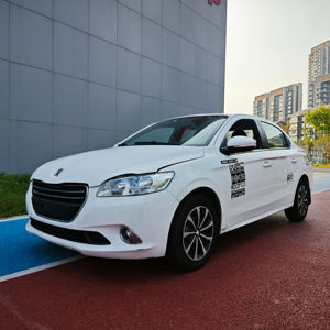 <span class=keywords><strong>Peugeot</strong></span> 301 2014 modello 1.6L a trazione anteriore <span class=keywords><strong>automatica</strong></span> berlina a Gas con guida a sinistra in tessuto scuro R15 auto usate a buon mercato - Product Image 1