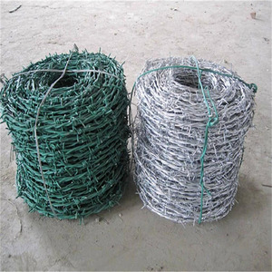 Los paneles duraderos <span class=keywords><strong>de</strong></span> la cerca <span class=keywords><strong>de</strong></span> <span class=keywords><strong>malla</strong></span> <span class=keywords><strong>de</strong></span> <span class=keywords><strong>alambre</strong></span> revestidos del PVC con el <span class=keywords><strong>alambre</strong></span> <span class=keywords><strong>de</strong></span> púas integrado <span class=keywords><strong>para</strong></span> la protección <span class=keywords><strong>de</strong></span> seguridad aumentada - Product Image 1