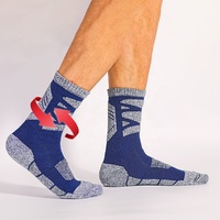 Vente en gros de chaussettes de Sport rembourrées en éponge pour hommes, chaussettes unisexes de randonnée de Trekking de montagne