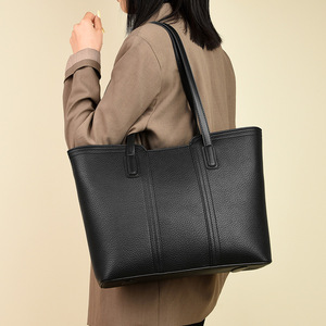 Sac Fourre-Tout en Cuir Vegan <span class=keywords><strong>Haute</strong></span> Qualité Mode 2024, Grands Sacs à Main d'Épaule de Plage pour Femmes - Product Image 1