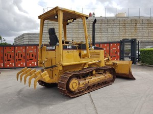 Bulldozer Caterpillar usado Mini Dozer Cat D4C Precio barato Japón Bulldozer D4C Máquina para la venta - Product Image 5