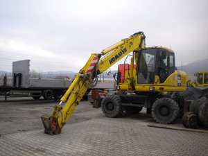 Excavadora de Orugas Multifuncional Hyundai HX220HD Usada Original de Corea, Motor de Alta Eficiencia, Bomba de Engranajes, Rodamientos en Buen Estado, en Venta - Product Image 2