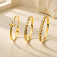 Assortiment de bracelets à breloques personnalisés en acier inoxydable, zircon et plaqué or 18 carats, motifs cœur, queue de baleine, papillon et coquillage, pour femmes