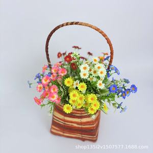 Qiye <b>Artificial</b> <b>Flowers</b> Daisy Bundle 20 Heads Silk <b>Flower</b> Arrangement For Wedding Home Decor Outdoor Photography Props - Product Image 2