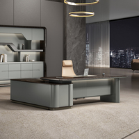 Bureau de direction moderne minimaliste haut de gamme avec texture bois pour usage commercial dans les immeubles de bureaux