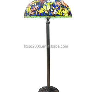 Pantalla de Lámpara Tiffany Hecha a Mano de 28 Pulgadas, de Vidrio Teñido con Base de Cobre, Luz LED, Color Latón, para Sala de Estar - Product Image 6