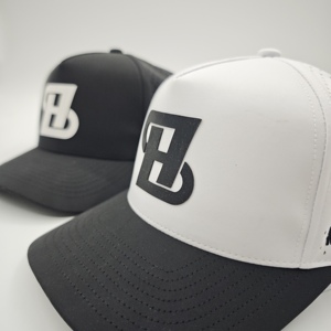 Gorra de Golf de Cinco Paneles de Primera Calidad, Impermeable, con Emblema de Silicona Personalizado, MOQ Bajo, OEM, Perforada con Láser, Transpirable, Artículos de Lujo - Product Image 4