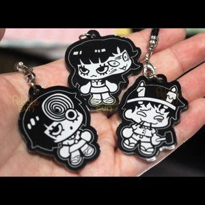 จี้โทรศัพท์อะคริลิคสองด้านลายตัวละครอนิเมะจุนจิ อิโตะ OEM ODM ขนาด 4.5 ซม. จากจีน - Product Image 1