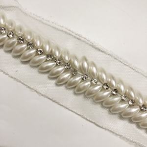 Halslijn Kraag Decoratieve Kralen Netto Kanten Rand Met Steentjes Lt2471b - Product Image 1