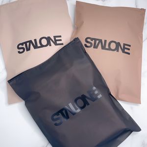 Bolsas de Plástico Mate Esmerilado con Cierre Deslizante y Cremallera para Empaque de Ropa con Logotipo Impreso Personalizado, para Camisetas y Ropa Interior - Product Image 1