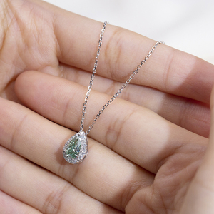 MSN-1046 Anillo de Oro Blanco de 9K con Diamante Verde Sintético Corte Pera, Joyería Romántica para Mujer - Product Image 3