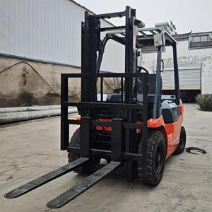 מלגזה טויוטה <span class=keywords><strong>30</strong></span> משומשת 3 טון 3.5 טון 5 טון מלגזה דיזל יד שניה איכותית במחיר נמוך - Product Image 2