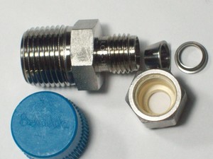 ข้อต่อสแตนเลส Swagelok, ท่อขนาด 1/4" OD X 3/8" MNPT, SS-400-1-6 มือสอง - Product Image 2
