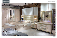 Ensemble de chambre à coucher Royal Furniture avec armoire à miroir de luxe, lit queen-size en pin antique doré, panneau moderne, lit moelleux, 10 ensembles, 5 ans