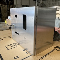 Boîtier de commande en acier inoxydable étanche IP65 certifié ISO9001 OEM/ODM avec logo personnalisé, armoire électrique extérieure