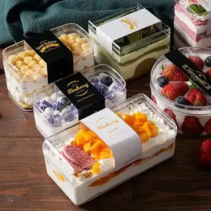 Pastel de frutas 300ml Cuadrado Grado alimenticio Embalaje de plástico transparente Postre Fresa Mousse Cake Package Box