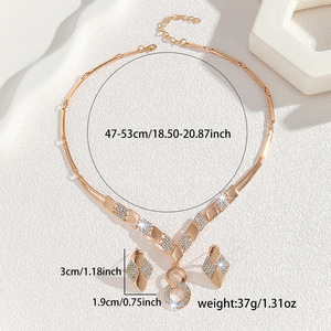 Parure de bijoux pour femme en alliage de zinc doré incrusté de strass, comprenant 8 colliers et boucles d'oreilles - Product Image 2