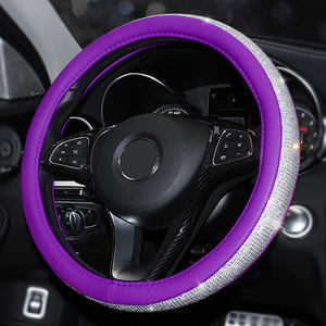 Cubierta antideslizante para <span class=keywords><strong>volante</strong></span> de coche <span class=keywords><strong>con</strong></span> purpurina de diamante de cuero, cubiertas universales para <span class=keywords><strong>volante</strong></span> de coche <span class=keywords><strong>con</strong></span> diamantes de imitación de cristal de 15 pulgadas para mujer - Product Image 3