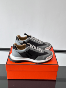 Zapatillas Resistentes al Desgaste de Larga Duración, Construcción Robusta de Estilo Vintage, Amortiguación Suave, Zapatillas Urbanas Elegantes e Informales para Hombre con Amortiguación de Impacto - Product Image 5