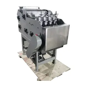 80kg/Stunde Automatische Cashewnuss-Schälmaschine Cashewnussschalen-Brech abscheider
