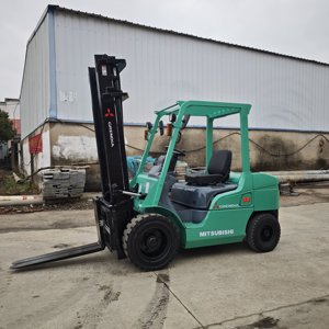 รถยกมิตซูบิชิ FD30 มือสอง ขนาด 3 ตัน เครื่องยนต์ดีเซล ยกสูง 3 เมตร - Product Image 4