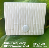 Étiquette RFID tissée lavable à double fréquence avec fonctions NFC et UHF