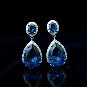 Eleganti orecchini pendenti con cristalli blu per donna, in argento 925 placcato rodio, gioielli classici da matrimonio, con montatura a goccia d'acqua. - Product Image 2