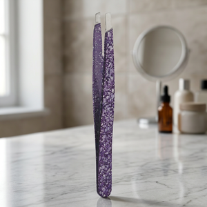 Pinzas de Precisión para Pestañas de Acero Inoxidable, Mango Cómodo con Diseño Floral Morado, Punta Suave para Extensiones de Pestañas Postizas - Product Image 4